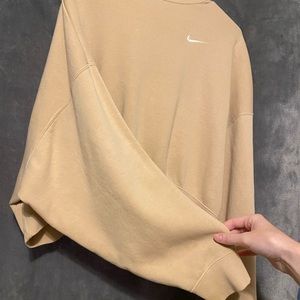 Nike crew sweatshirt